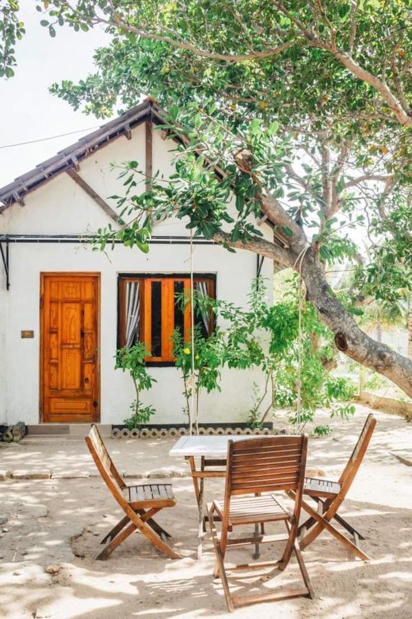 Villa Dao Hoa Vang Cam Ranh - Venuestay 外观 照片