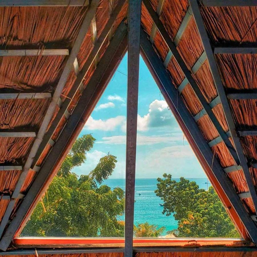 Villa Dao Hoa Vang Cam Ranh - Venuestay 外观 照片